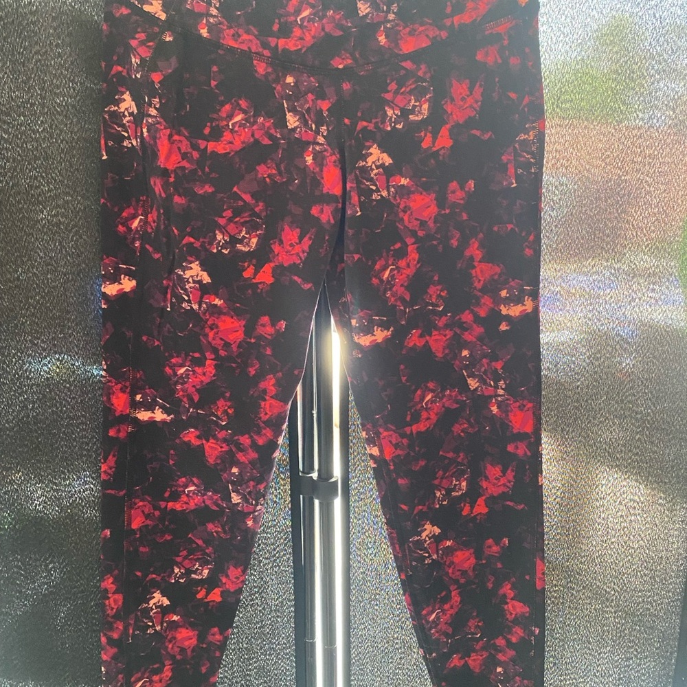 Old Navy Red and Black Leggings